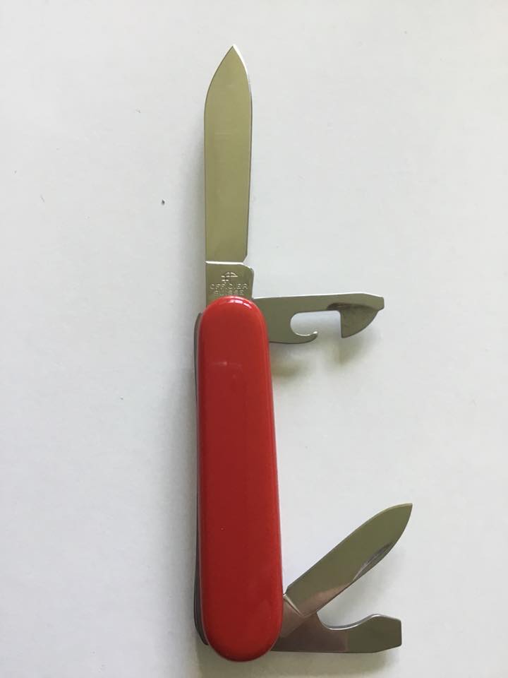 Victorinox outlet recruit review