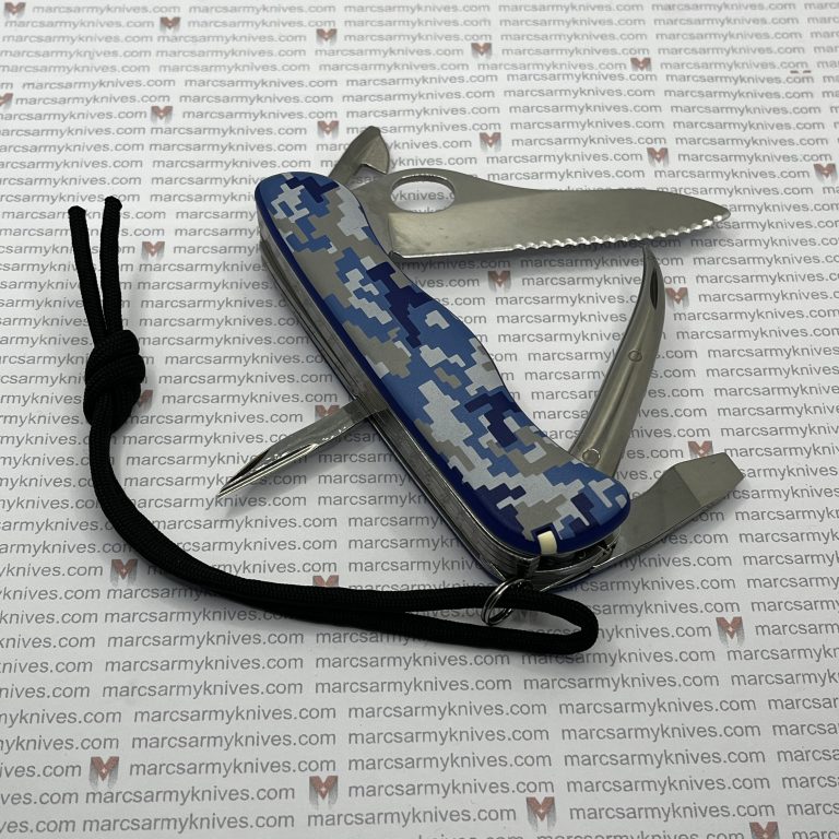 Victorinox Royal Malaysian Navy - Image 6